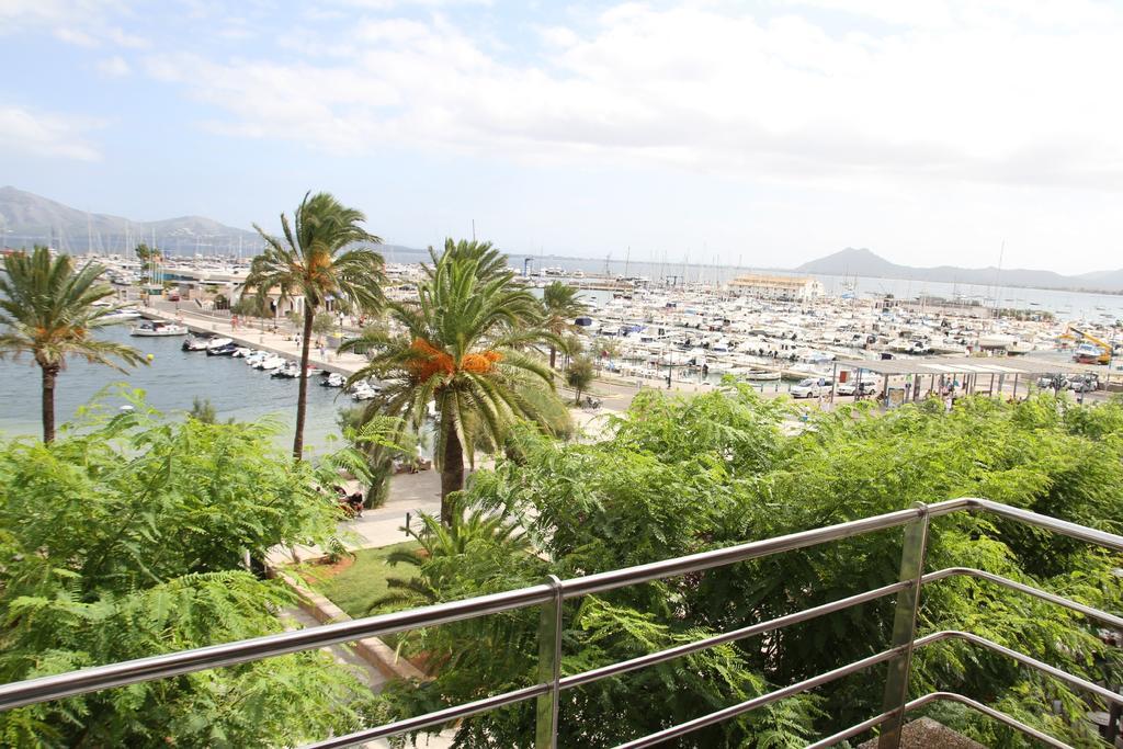 Apartamentos Marina Port de Pollenca Ruang foto